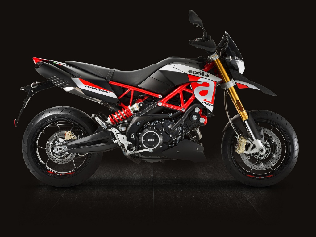 Фото мотоцикла Aprilia Dorsoduro 900